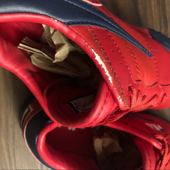 FILAS RED & NAVY BLUE TRIM SNEAKERS SIZE 4 - Picture 5 of 7